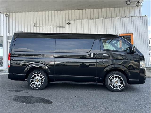 TOYOTA HIACE VAN 2WD 2024 Image 31