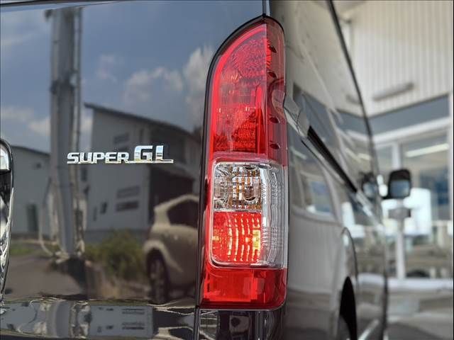 TOYOTA HIACE VAN 2WD 2024 Image 31