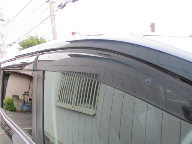 TOYOTA VOXY 2014 Image 31