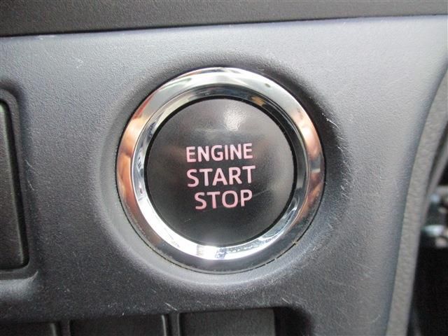 TOYOTA VOXY 2014 Image 31