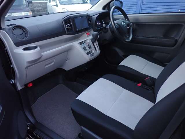 DAIHATSU MIRA E:S 4WD 2017 Image 31