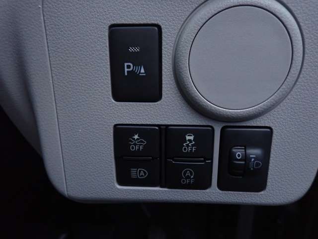 DAIHATSU MIRA E:S 4WD 2017 Image 31