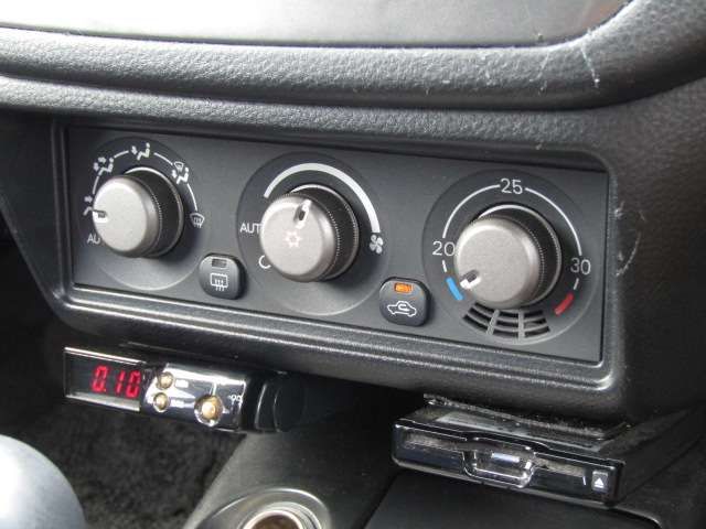 MITSUBISHI LANCER  4WD 2003 Image 31