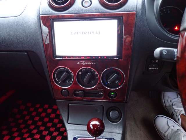 DAIHATSU COPEN 2010 Image 31