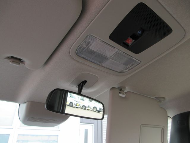 HONDA N BOX 4WD 2025 Image 31