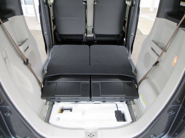 HONDA N BOX 4WD 2025 Image 31