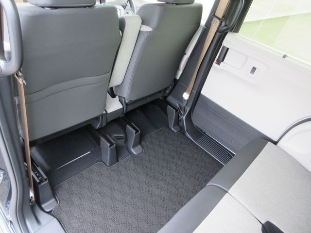 HONDA N BOX 4WD 2025 Image 31