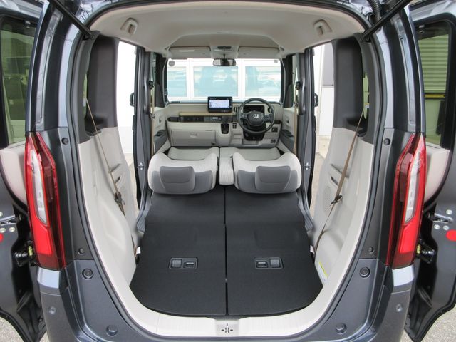 HONDA N BOX 4WD 2025 Image 31