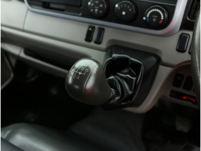 MITSUBISHI CANTER 2018 Image 31