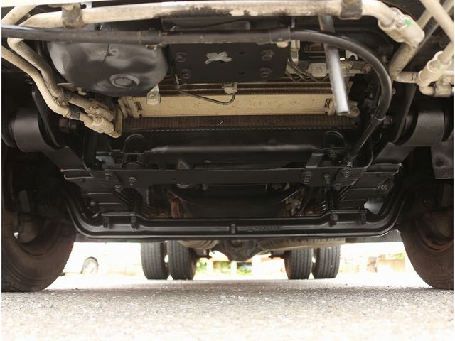 MITSUBISHI CANTER 2018 Image 31