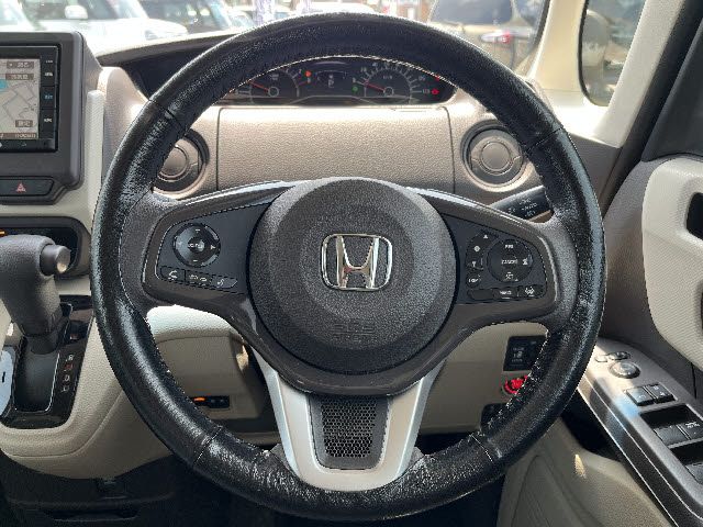 HONDA N BOX 2020 Image 31