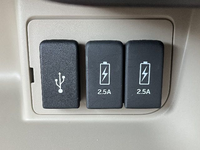 HONDA N BOX 2020 Image 31