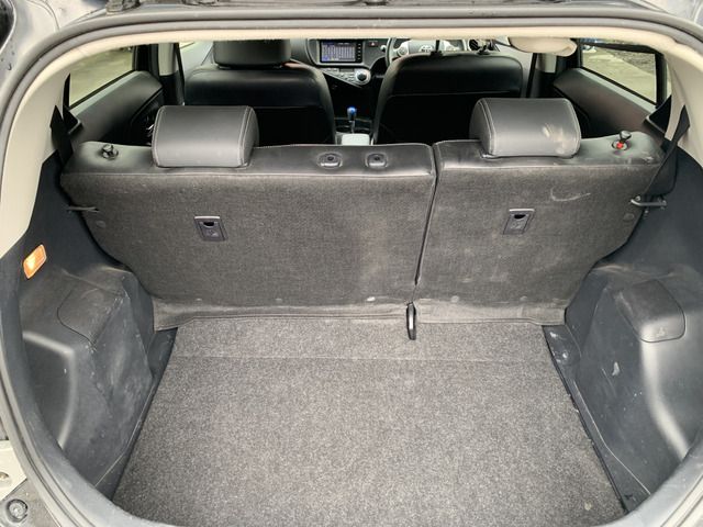 TOYOTA AQUA 2014 Image 31