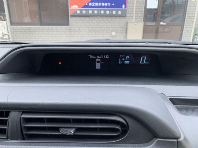 TOYOTA AQUA 2014 Image 31