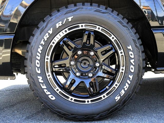 TOYOTA HIACE VAN 4WD 2023 Image 31