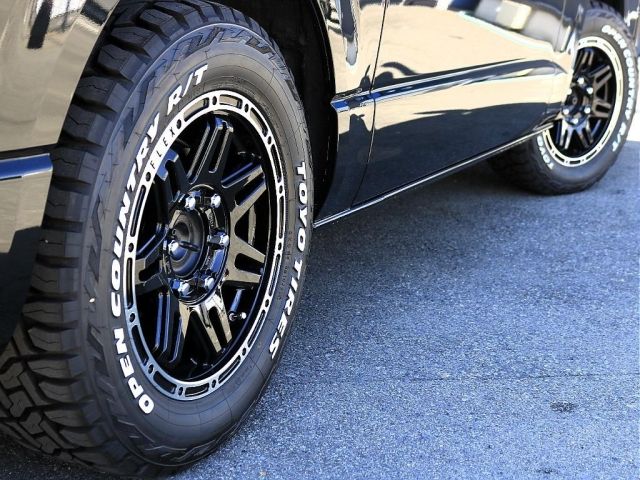 TOYOTA HIACE VAN 4WD 2023 Image 31