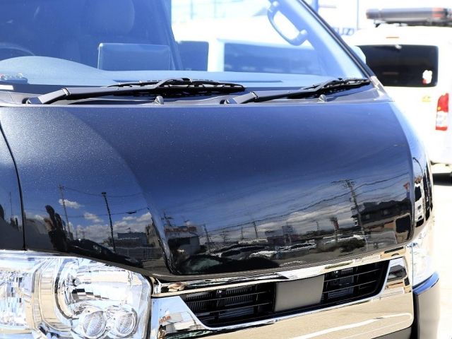 TOYOTA HIACE VAN 4WD 2023 Image 31