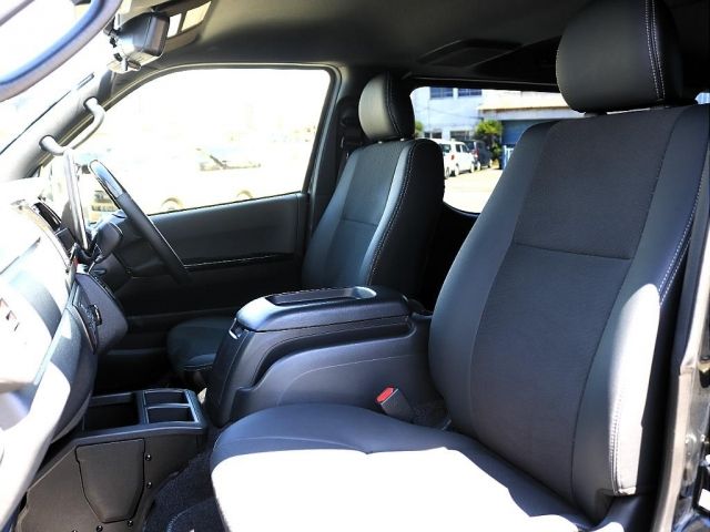 TOYOTA HIACE VAN 4WD 2023 Image 31