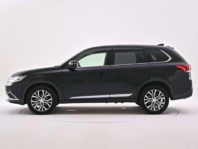 MITSUBISHI OUTLANDER 4WD 2017 Image 31