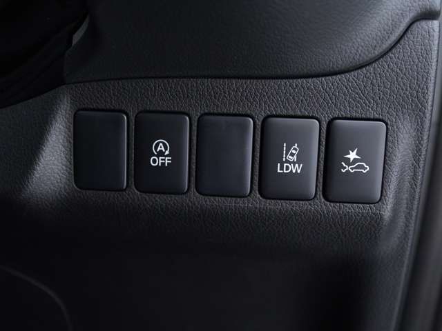 MITSUBISHI OUTLANDER 4WD 2017 Image 31