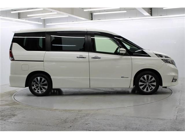 NISSAN SERENA  S-HYBRID 2017 Image 31