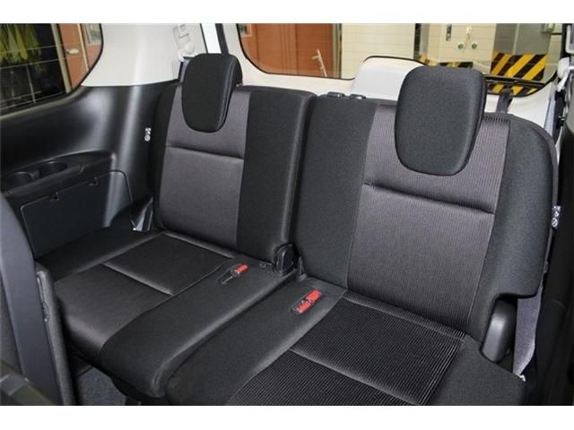 NISSAN SERENA  S-HYBRID 2017 Image 31