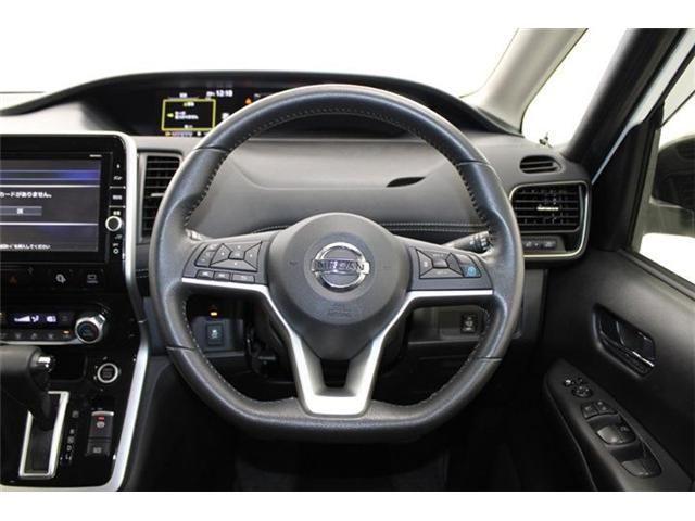 NISSAN SERENA  S-HYBRID 2017 Image 31