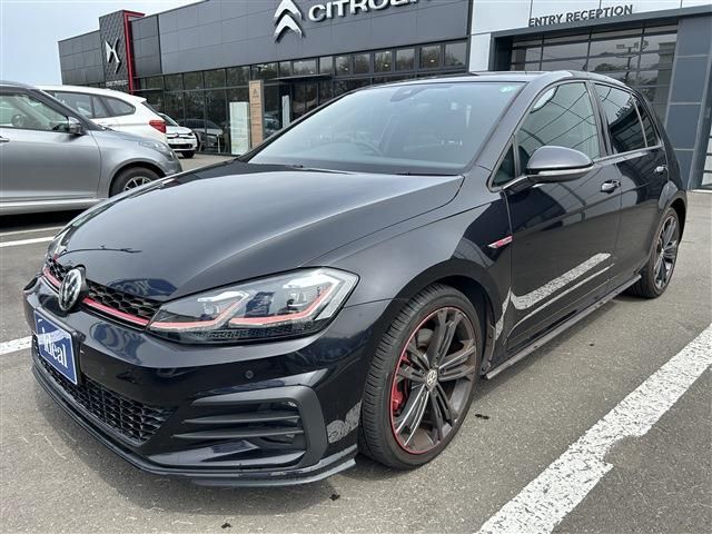 VOLKSWAGEN GOLF GTI 2018 Image 31