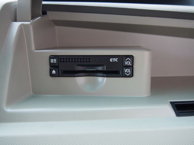 TOYOTA ESTIMA HYBRID 4WD 2010 Image 31