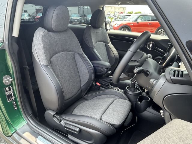 BMW MINI COOPER D 2022 Image 31