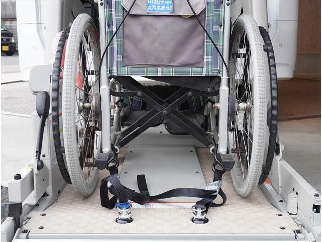 NISSAN SERENA  S-HYBRID 2019 Image 31