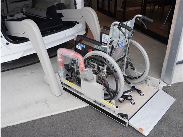 NISSAN SERENA  S-HYBRID 2019 Image 31