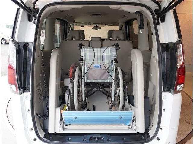 NISSAN SERENA  S-HYBRID 2019 Image 31