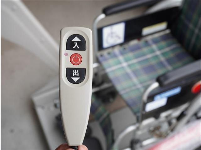 NISSAN SERENA  S-HYBRID 2019 Image 31