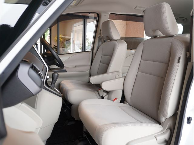 NISSAN SERENA  S-HYBRID 2019 Image 31