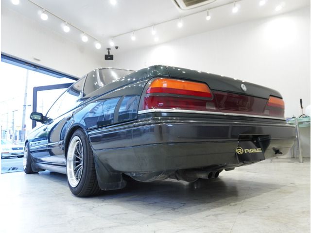 NISSAN LAUREL 1989 Image 31