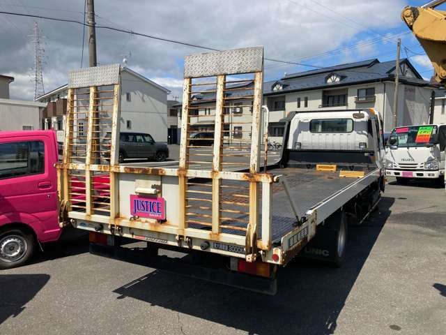 HINO DUTRO 2015 Image 31