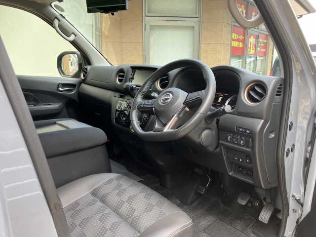NISSAN CARAVAN VAN 4WD 2023 Image 31