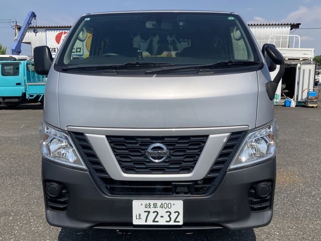 NISSAN NV350 CARAVAN 1.2T 2020 Image 31