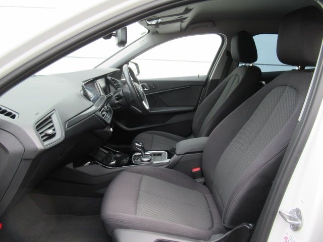 BMW 1SERIES 2020 Image 31