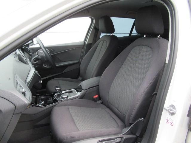 BMW 1SERIES 2020 Image 31