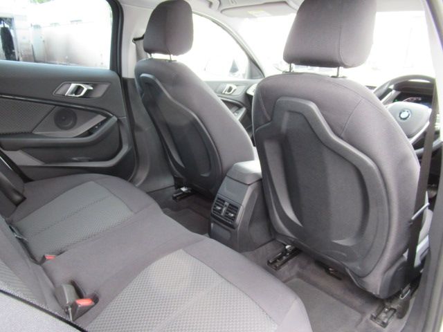 BMW 1SERIES 2020 Image 31