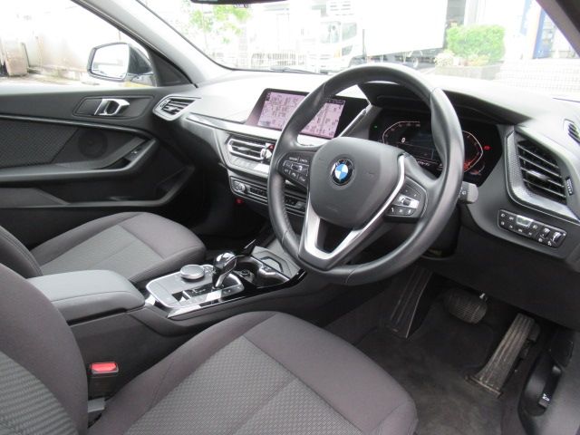 BMW 1SERIES 2020 Image 31