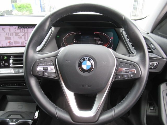 BMW 1SERIES 2020 Image 31