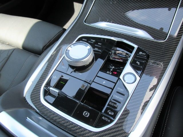 BMW X7 2023 Image 31