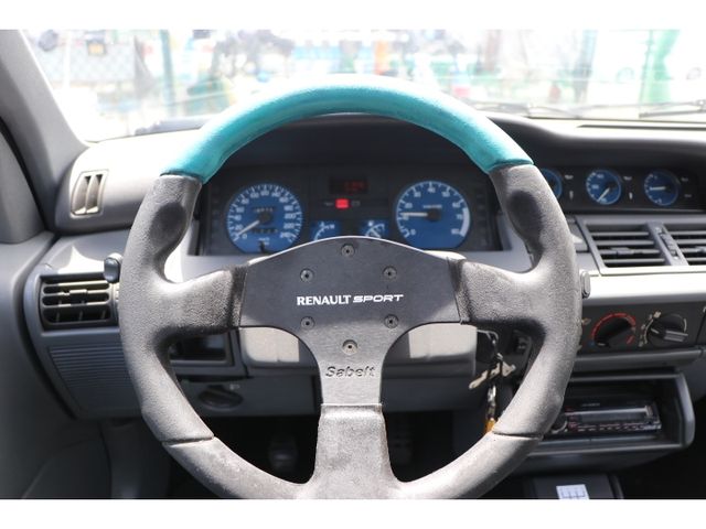 RENAULT LUTECIA 1992 Image 31