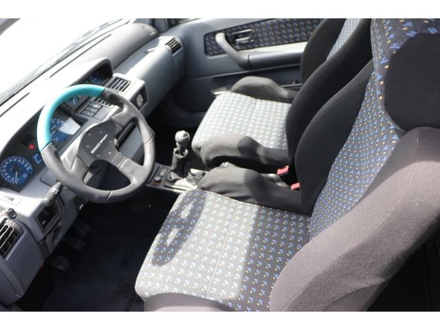 RENAULT LUTECIA 1992 Image 31