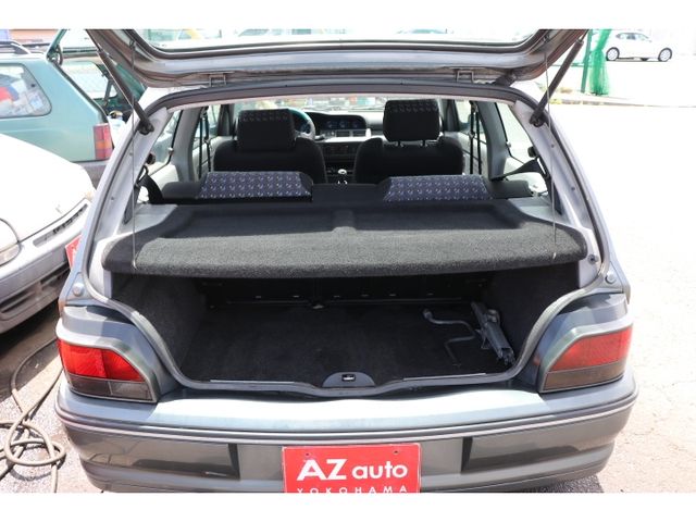 RENAULT LUTECIA 1992 Image 31