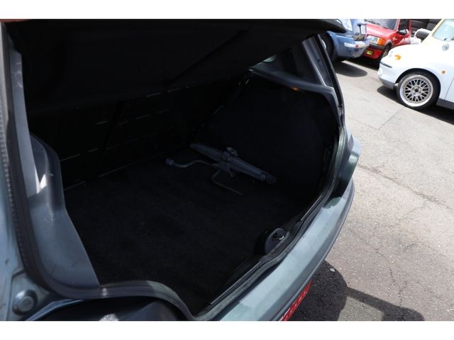 RENAULT LUTECIA 1992 Image 31