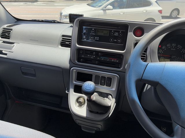 DAIHATSU HIJET CARGO 2015 Image 31